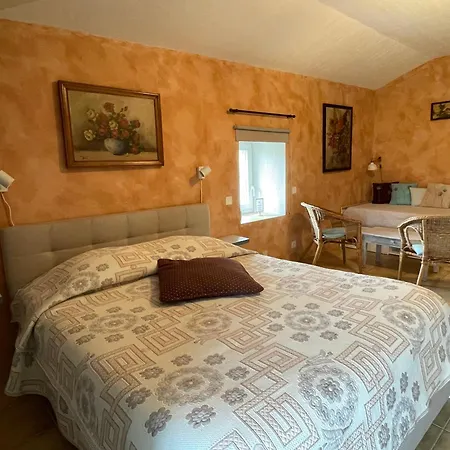Le Manoir Du Raveyron Hotel 3*