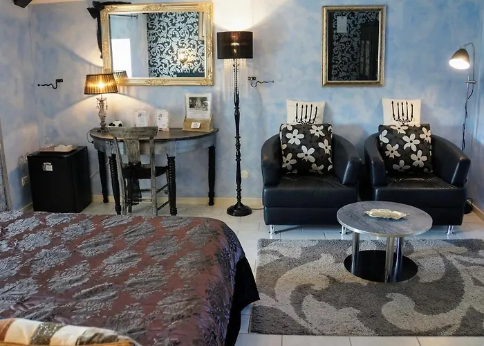 Le Manoir Du Raveyron 3*