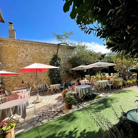 Le Manoir Du Raveyron Hotel