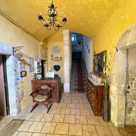 فندق Le Manoir Du Raveyron 3*