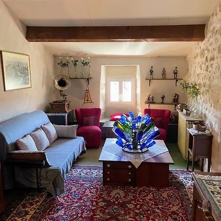 Le Manoir Du Raveyron 3* 瓦隆蓬达克