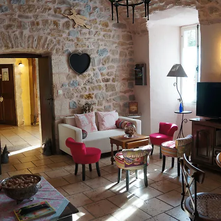 Le Manoir Du Raveyron Hotel