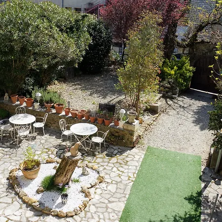 Hotel Le Manoir Du Raveyron 3*