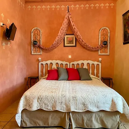 Le Manoir Du Raveyron 3*