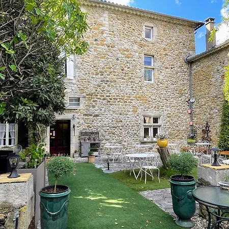 Le Manoir Du Raveyron