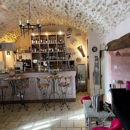 Le Manoir Du Raveyron 3*