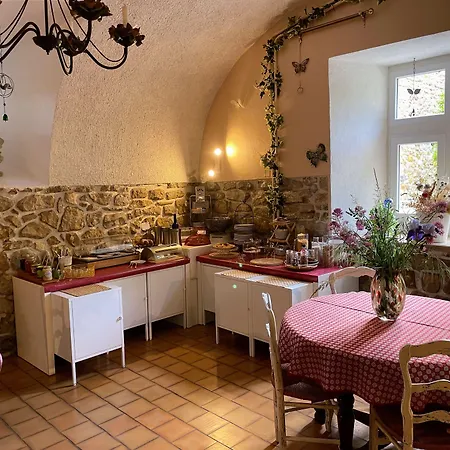 Le Manoir Du Raveyron 3*