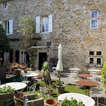 Hotel Le Manoir Du Raveyron