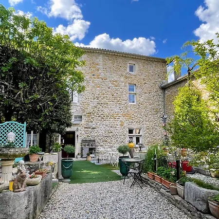 Le Manoir Du Raveyron Hotel Vallon-Pont-dʼArc