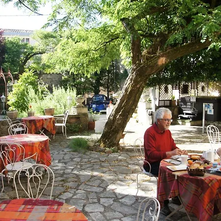 Ξενοδοχείο Le Manoir Du Raveyron 3*