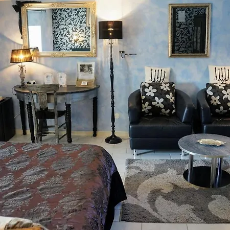 Le Manoir Du Raveyron 3*
